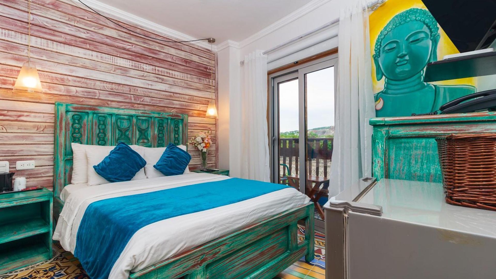 Voilá Signature Casa Isabel Hotel 4*
