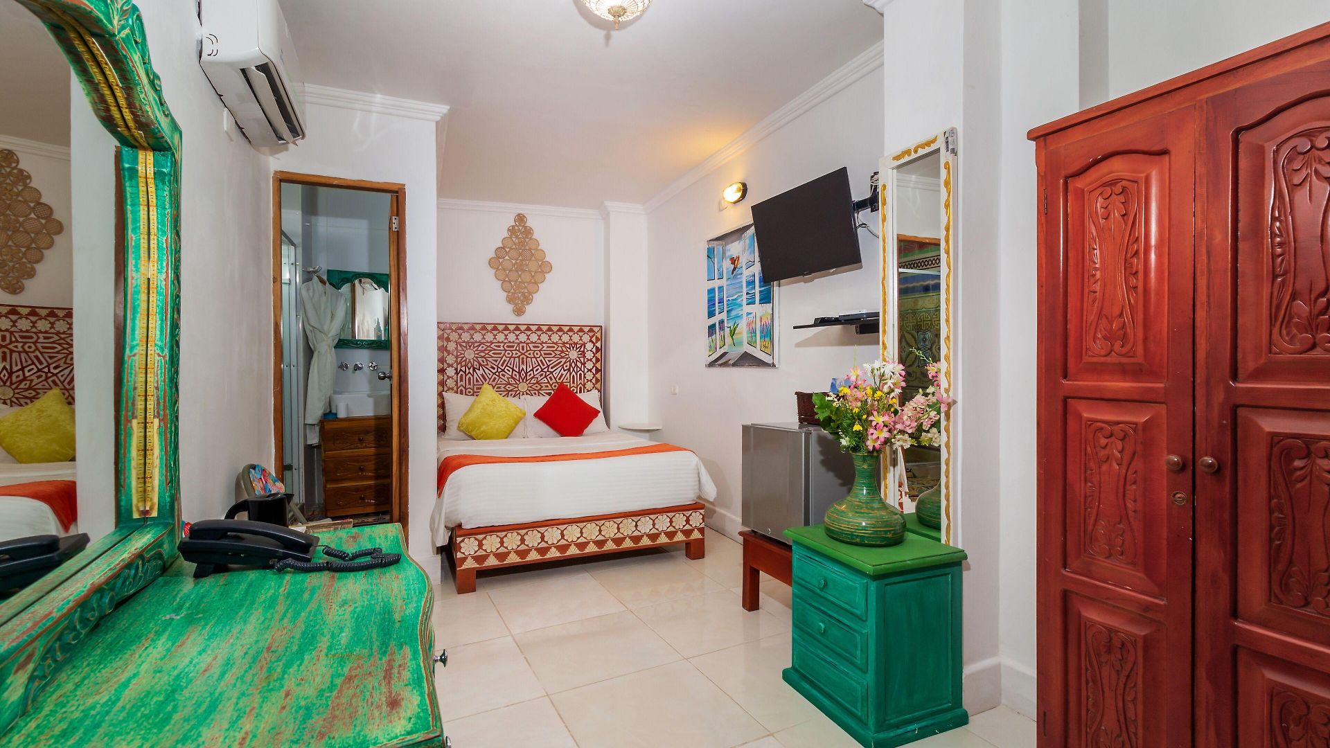 Voilá Signature Casa Isabel Hotel 4*
