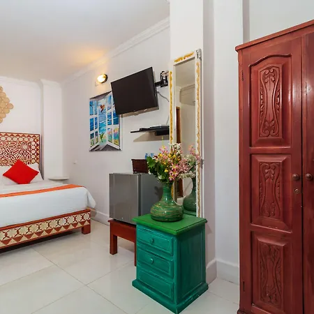Voila Signature Casa Isabel Hotel